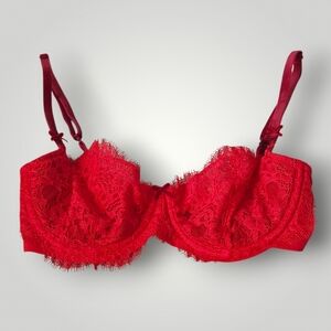 Victoria's Secret Dream Angels Push-Up Red Lace Bra 32D Coquette Mob Wife New